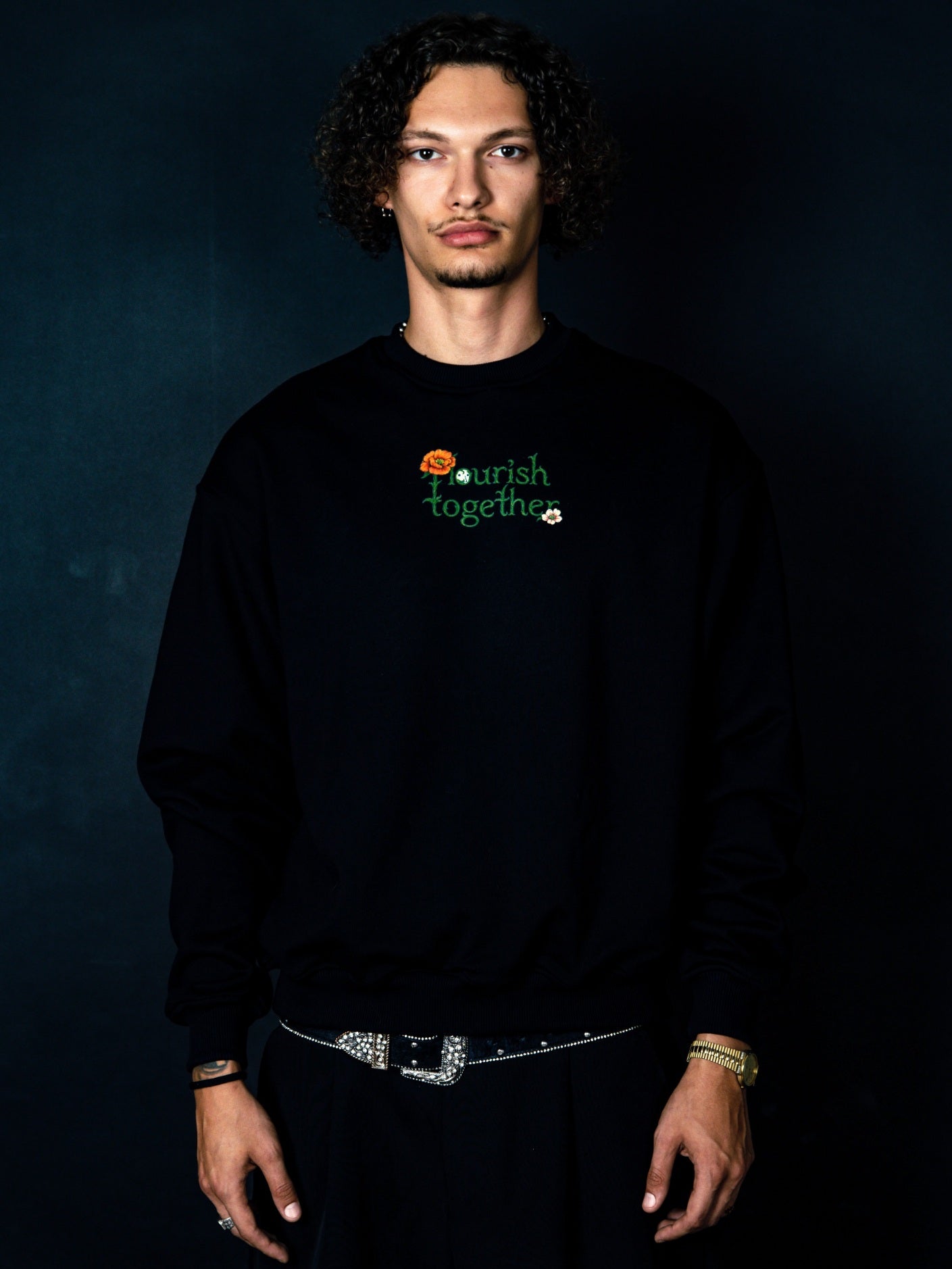 FLOURISH CREWNECK