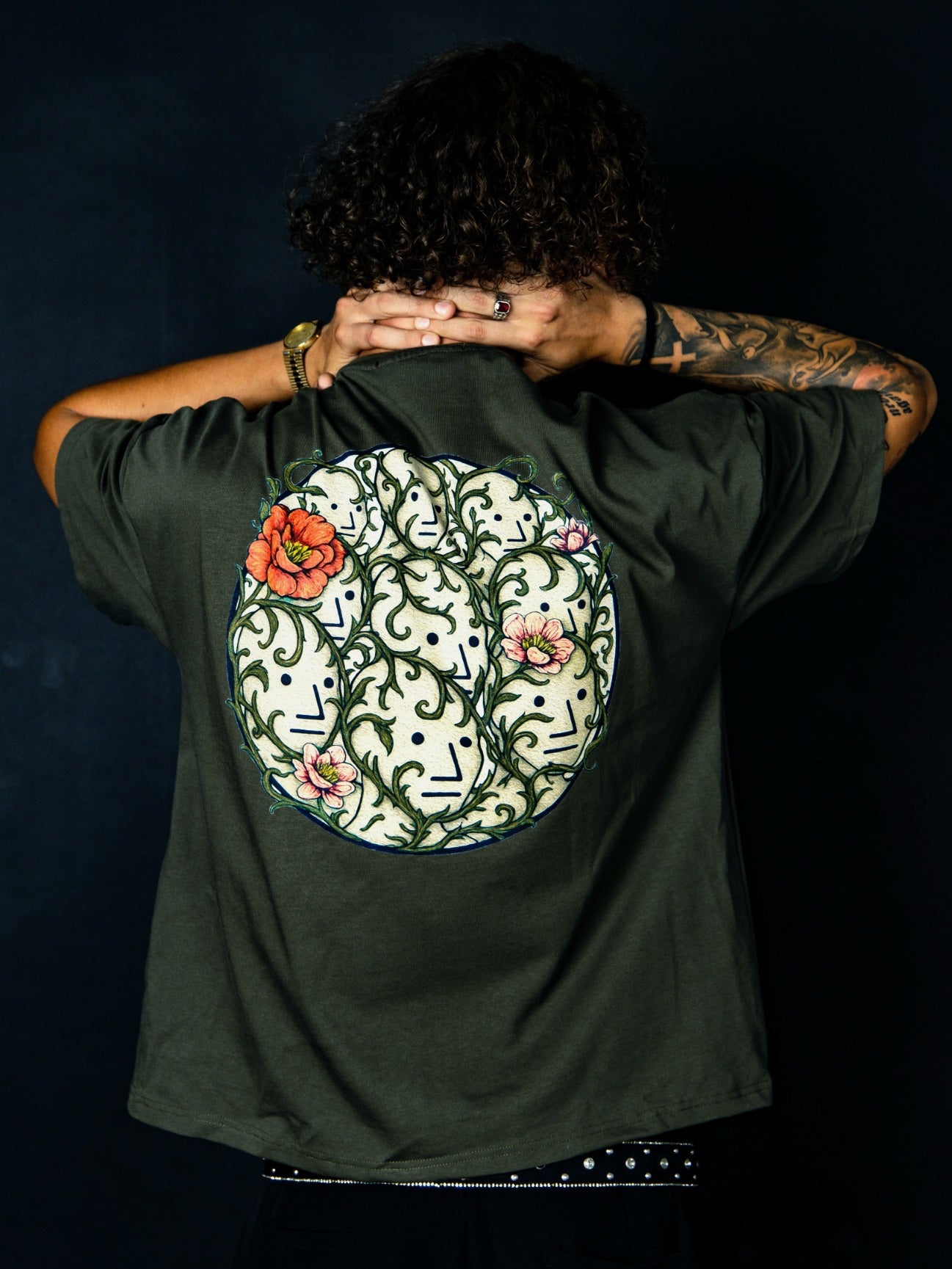 FLOURISH TEE